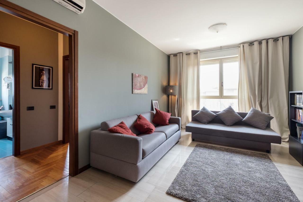 Downtown Milano Apartment Luaran gambar